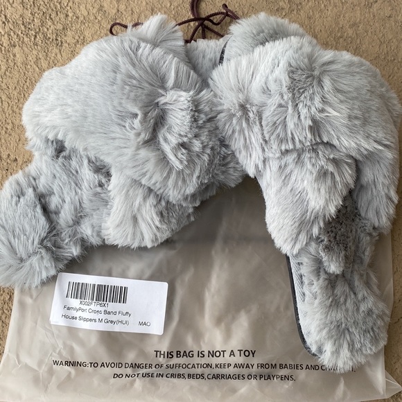Fluffy Faux Fur Cross Band Slide Slippers NWT in GREY - Picture 6 of 10